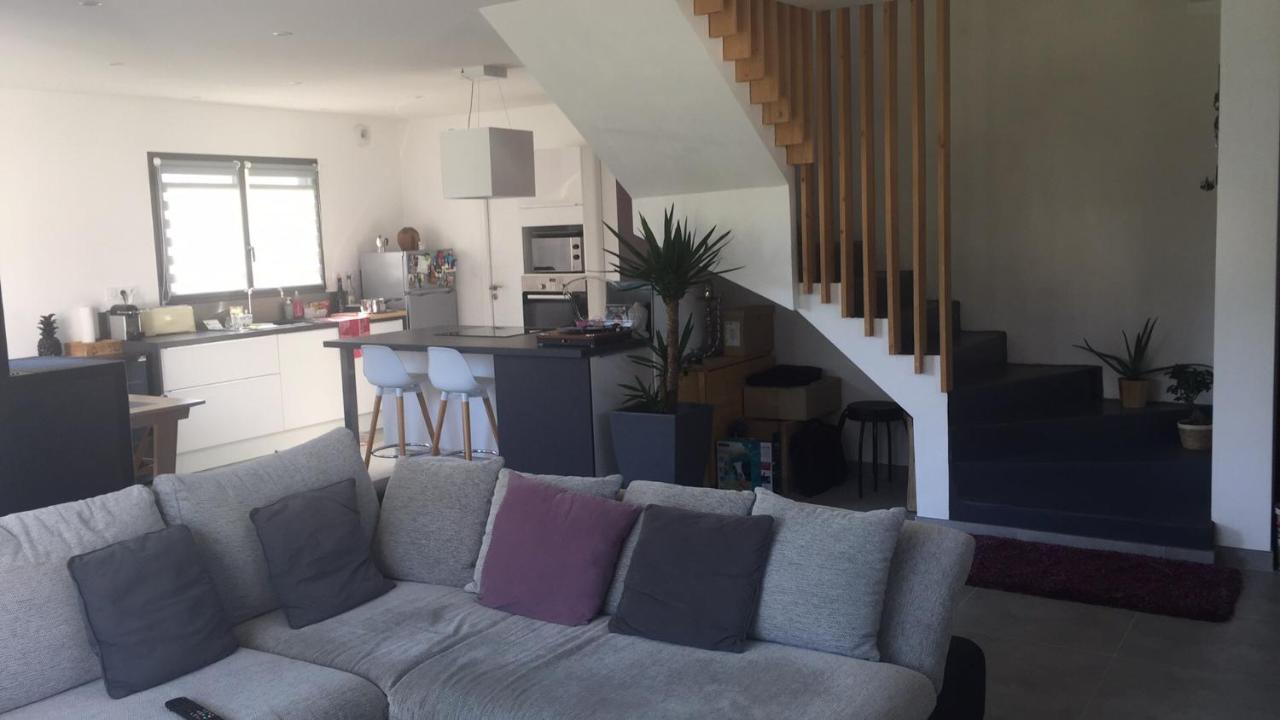 Agreable Maison Moderne Le Hezo Ngoại thất bức ảnh